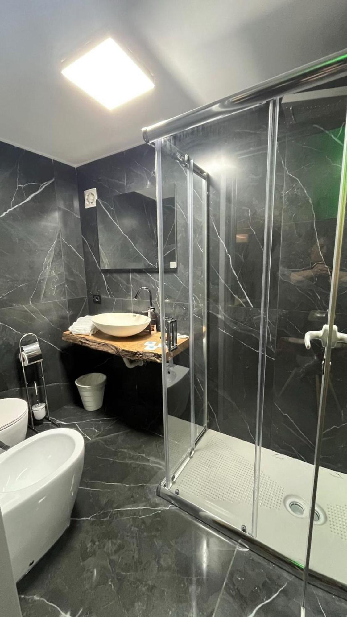 Hotel Glem Varcaturo Extérieur photo